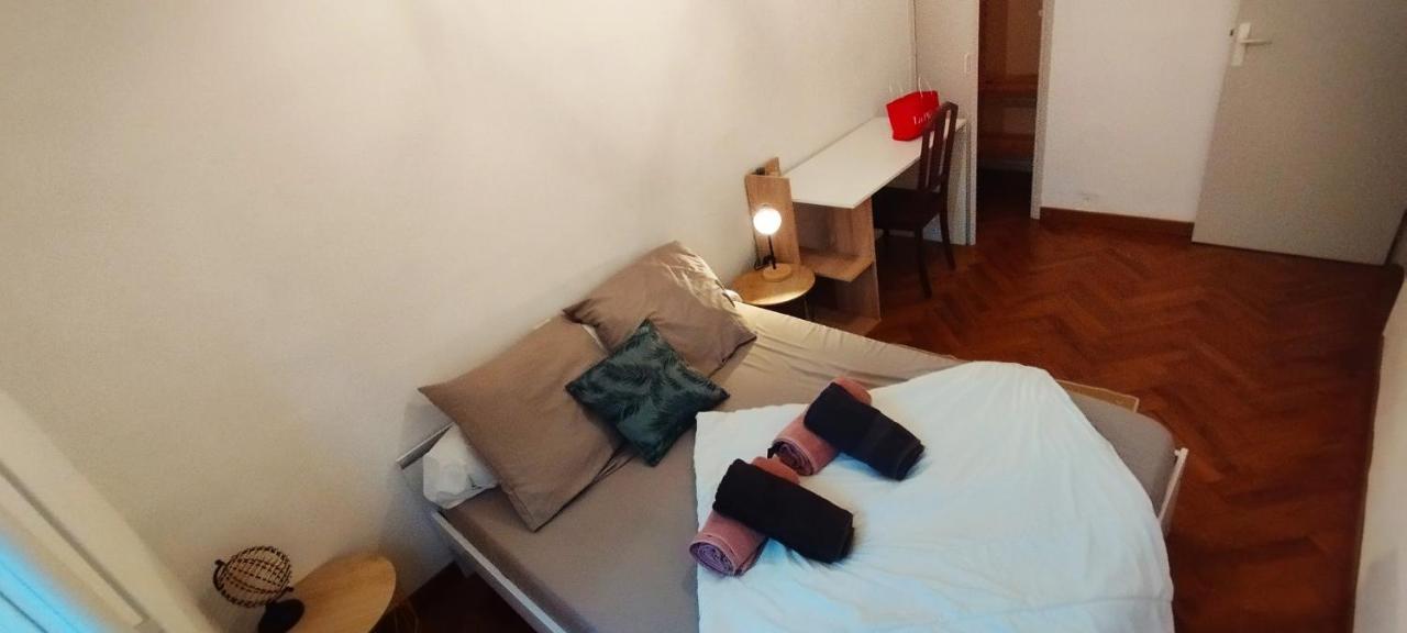 Apartment Spacieux Avec Parking Gratuit